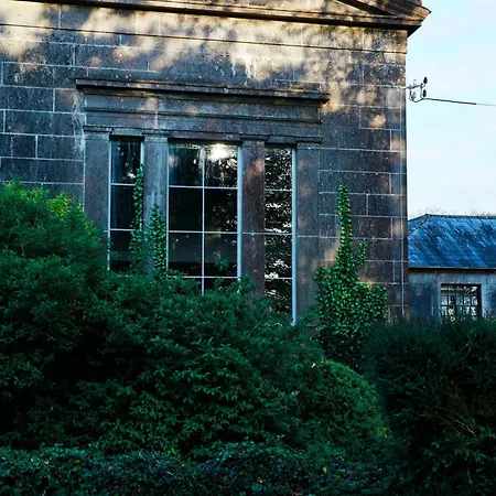 Loughcrew Courtyard House *